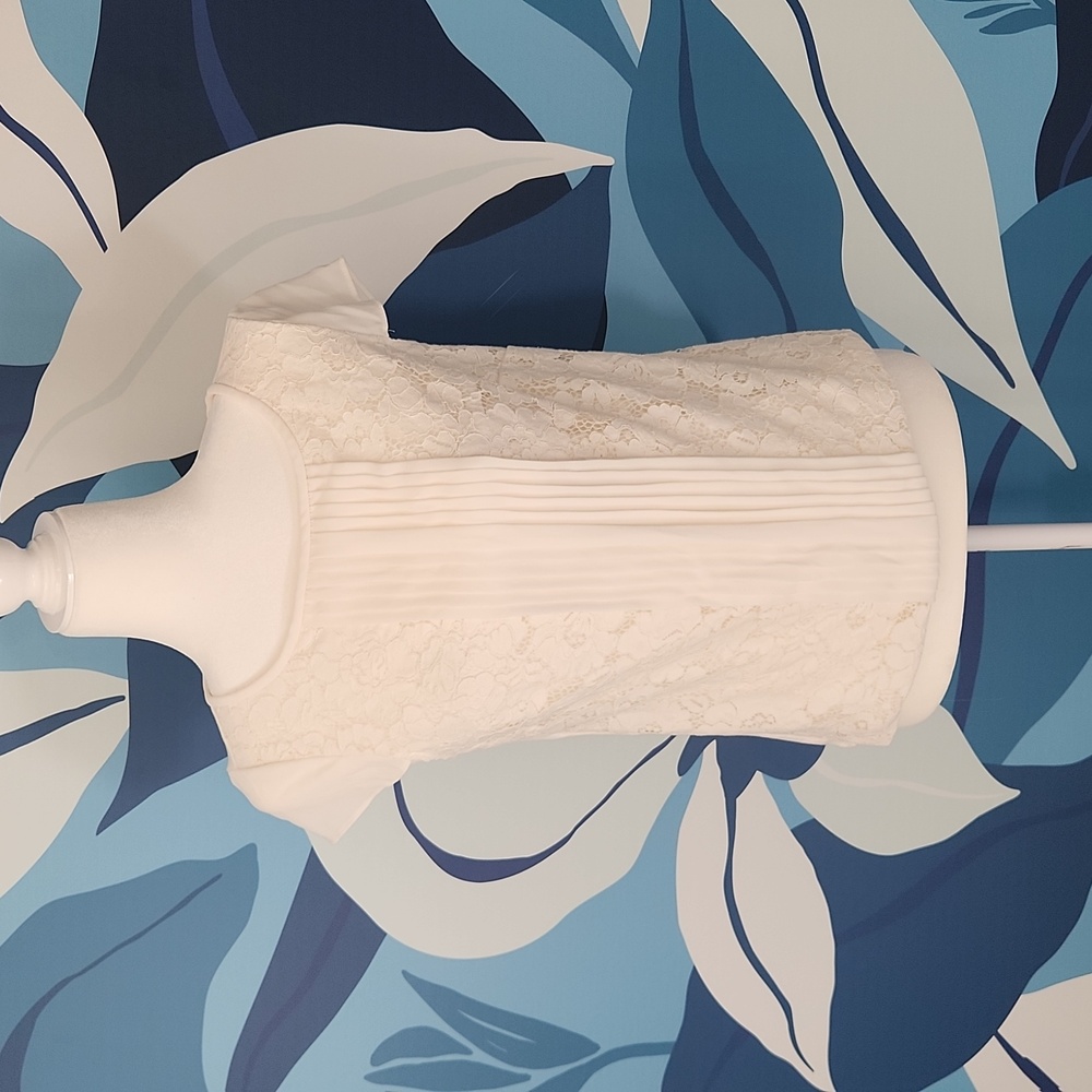 White House Black Market White Short Sleeve Blouse, S